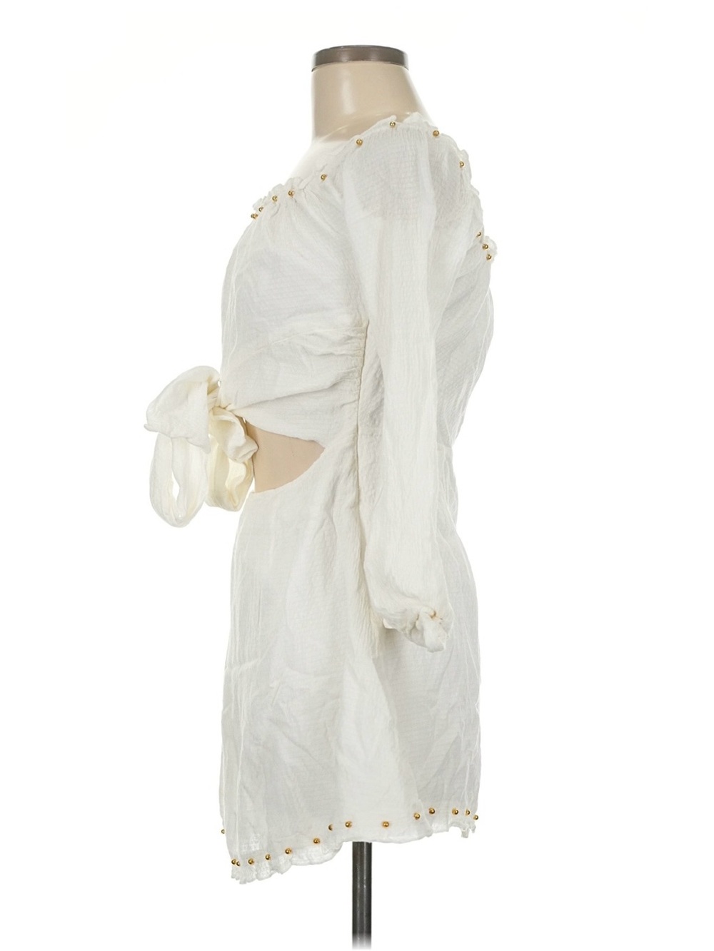 LOVERS + FRIENDS WHITE OFF THE SHOULDER TIE-FRONT SUNRISE DRESS. Size Medium. - Picture 8 of 16